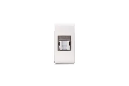 PRISE INFORMATIQUE 8 PLOTS RJ45 CAT 6A UTP CLARA 43