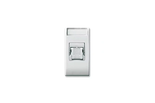 PRISE INFORMATIQUE 8+1 PLOTS RJ45 CAT 6 FTP DOMUS 44