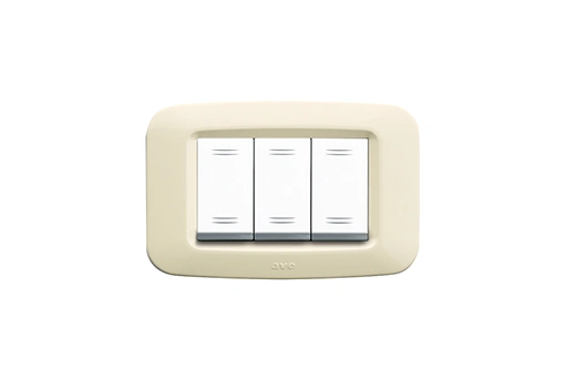 PLAQUE YES 45 RECTANGULAIRE IVOIRE 3 MODULES